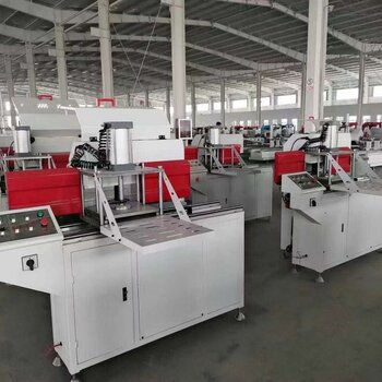 定制高端門窗幕墻加工設備