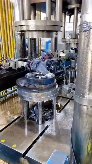 機(jī)械加工過程實拍 這樣加工出來的產(chǎn)品,質(zhì)量一定不會差